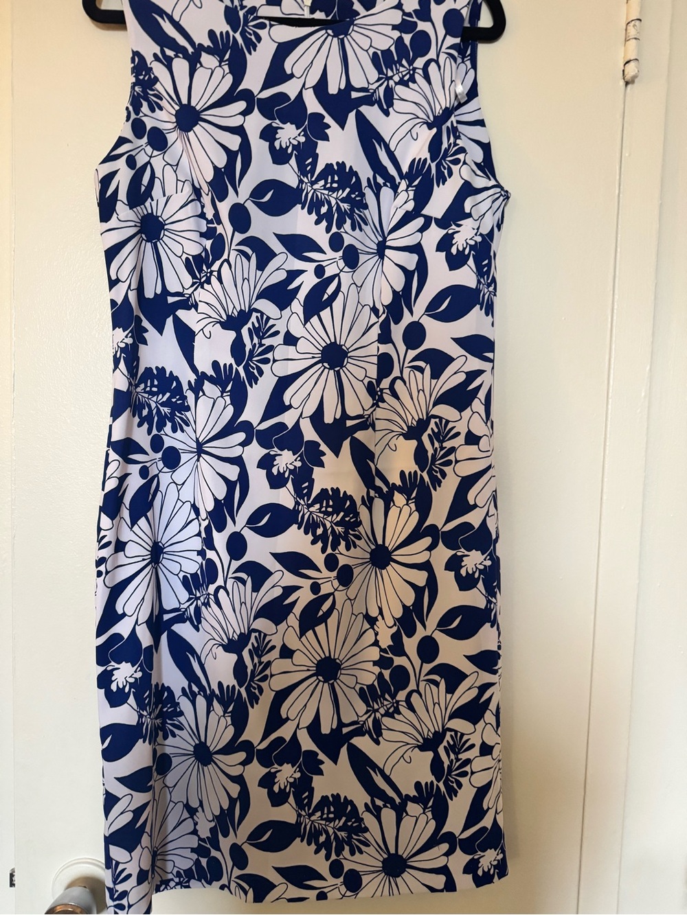 Dress Barn Navy and White Sleeveless Floral Shift Dress